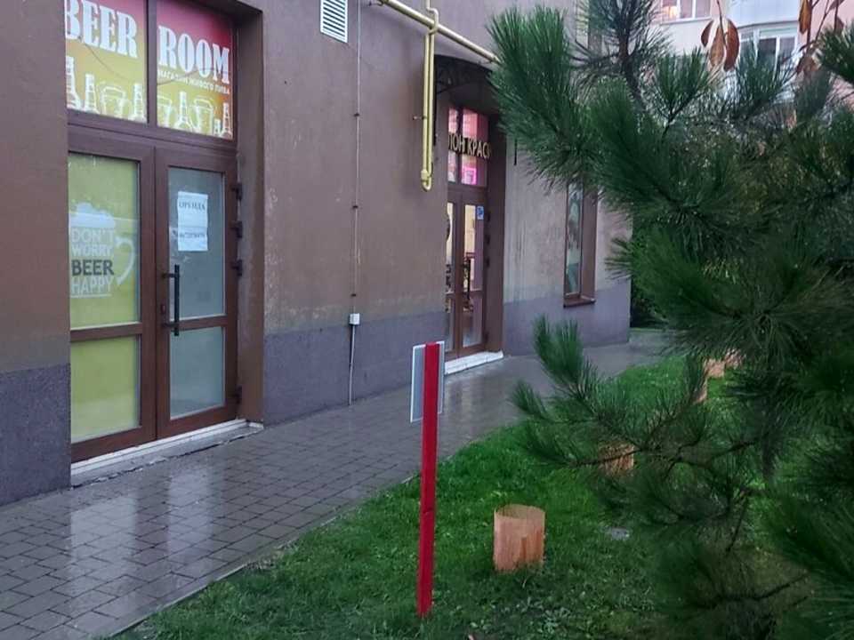 1880424683581857