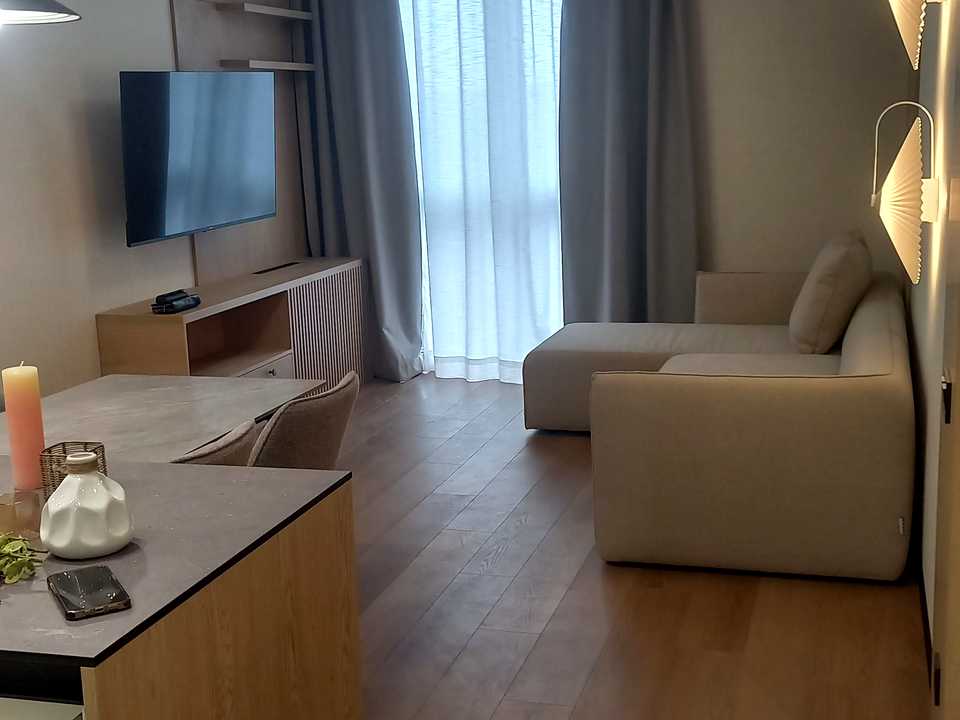 1880463178716582