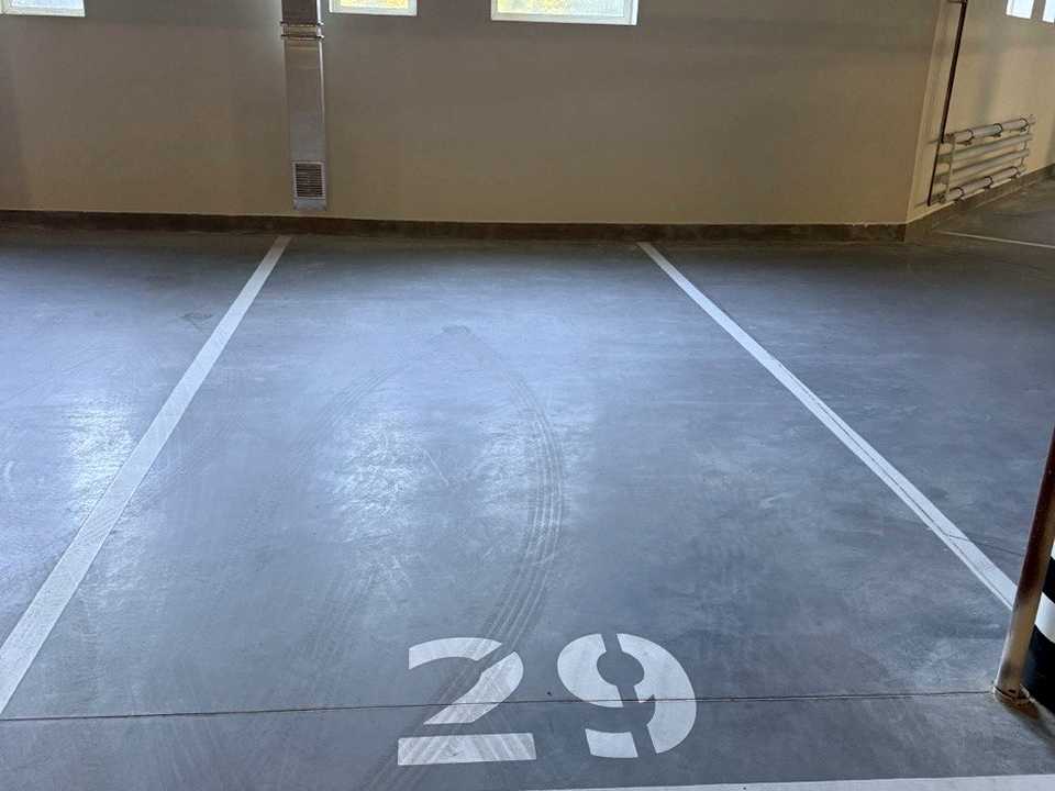 1880465989621374