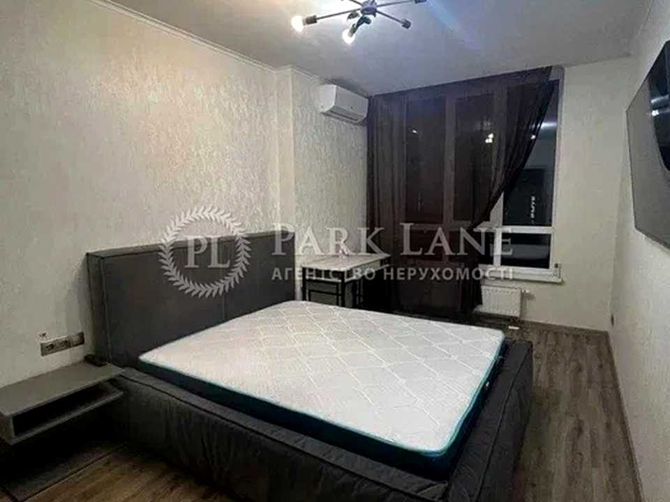 1880469777030583