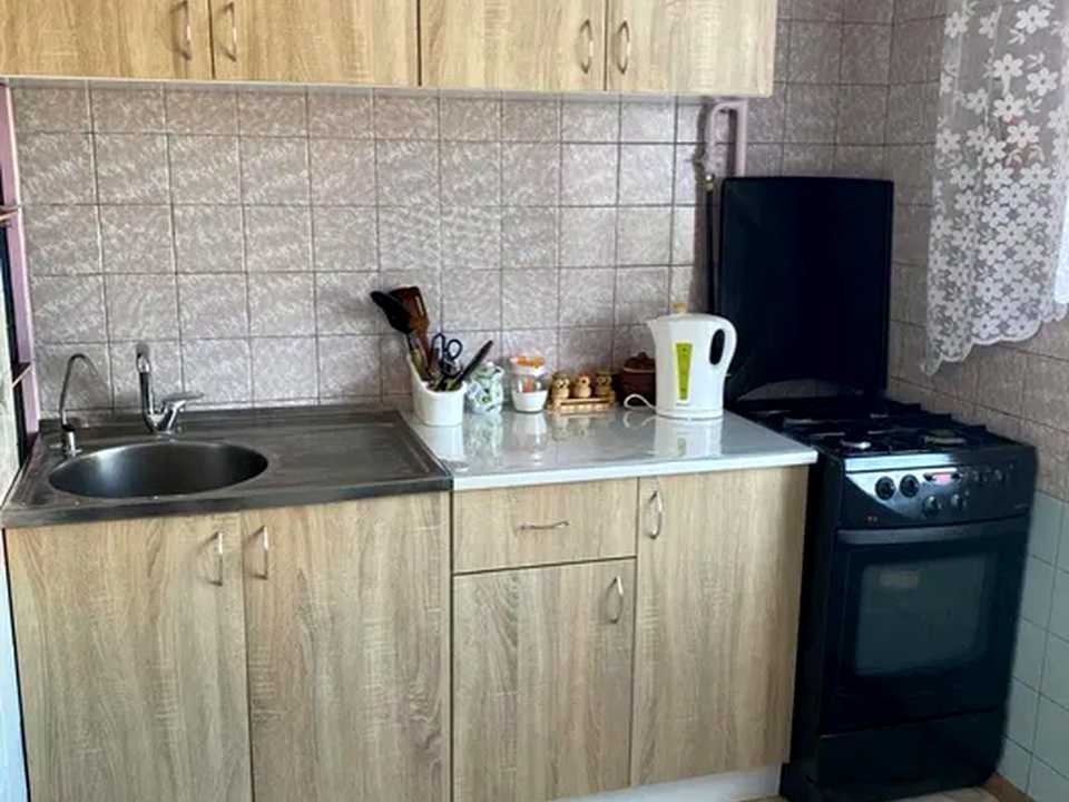 1880482834376153