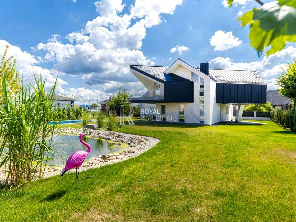1880482965365878