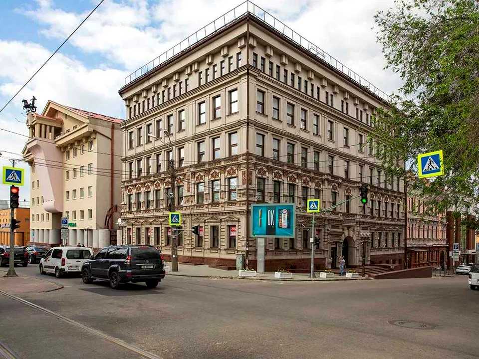1838515776693763