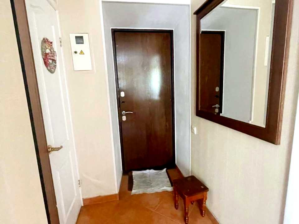 1803066952228937