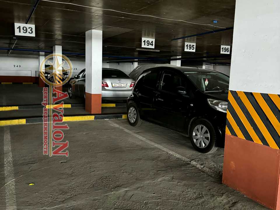 1835989572011273