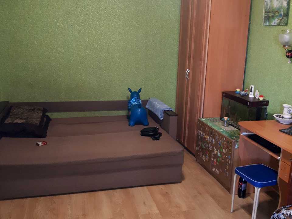 1817449823628404
