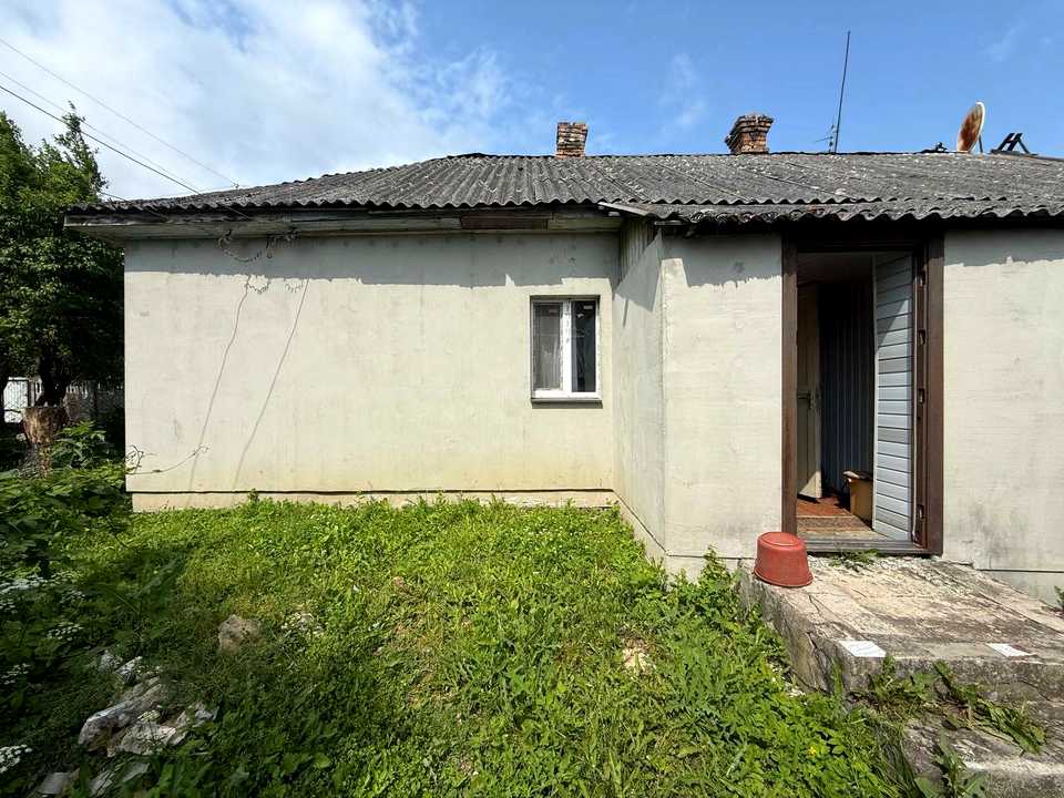 1838881863853415