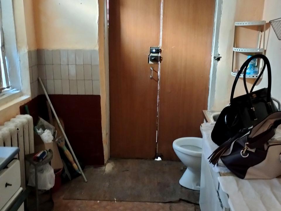 1823046231304313