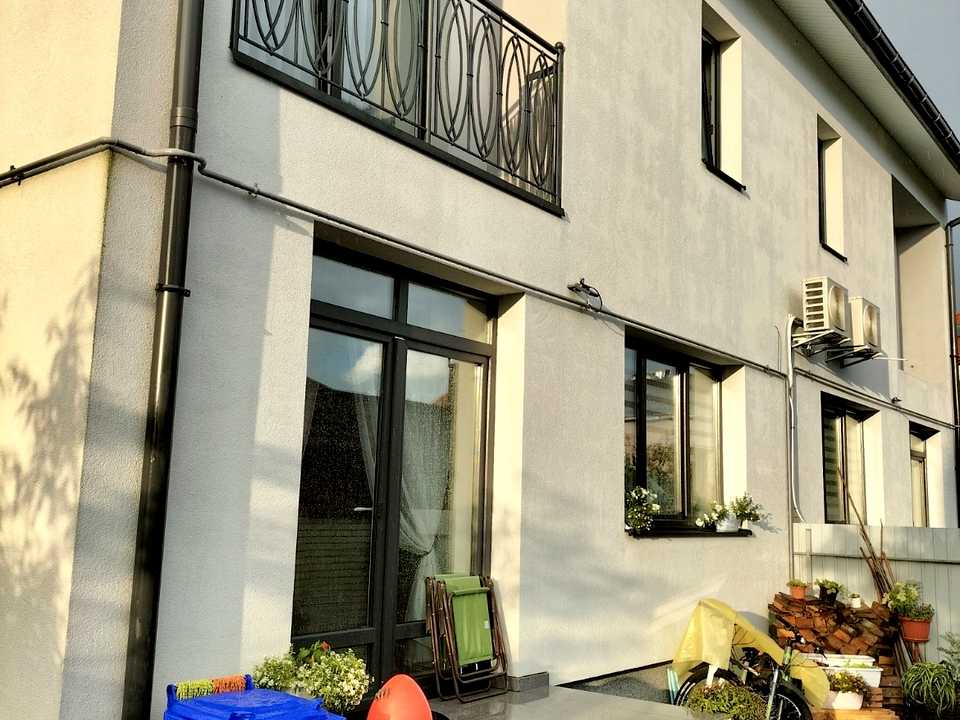 1850041286099242