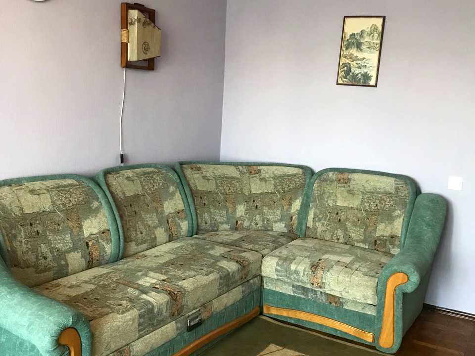1832516613064583