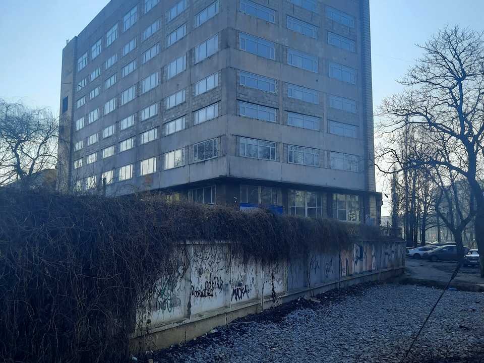 1841162748445922