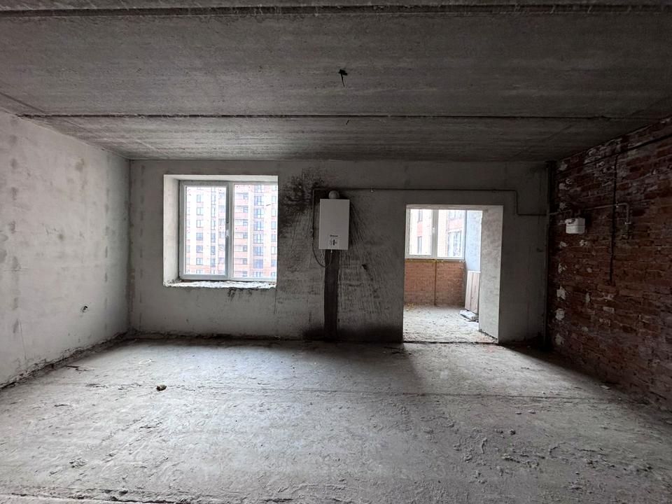 1823047546652261