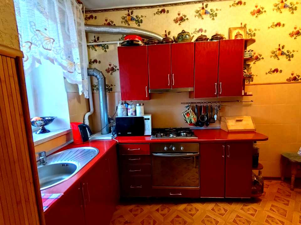 1827313874372554
