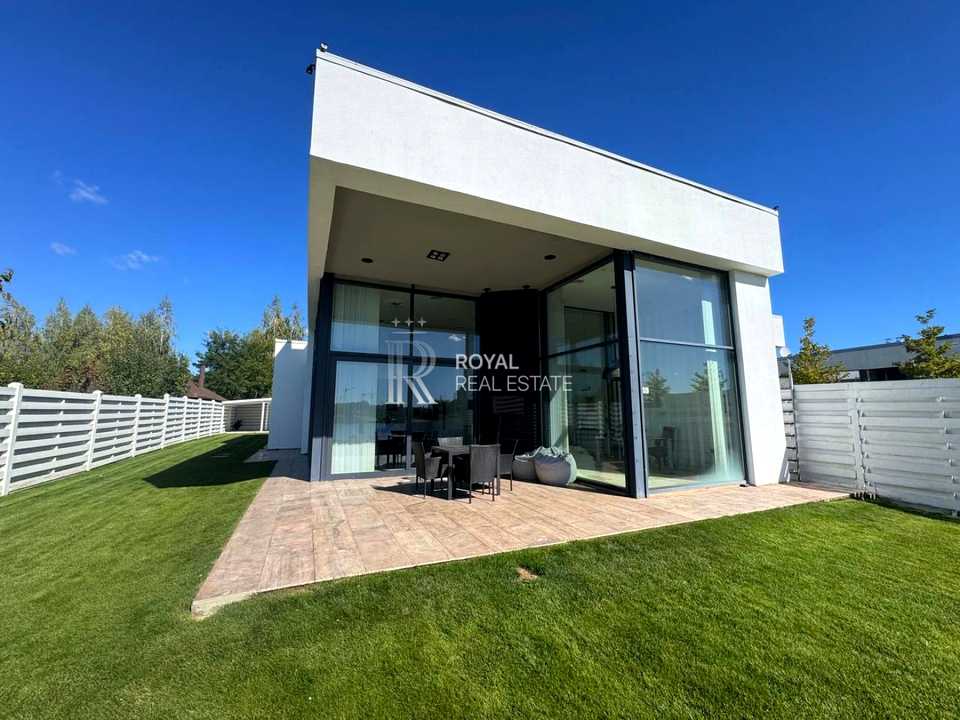1844238227703742