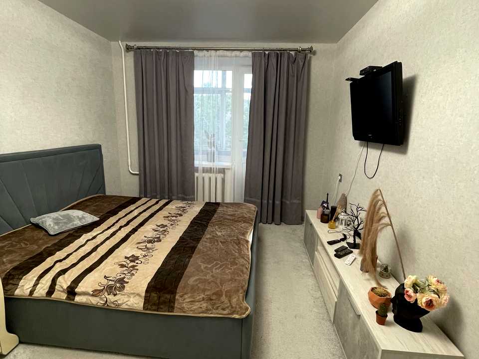 1798662476156384