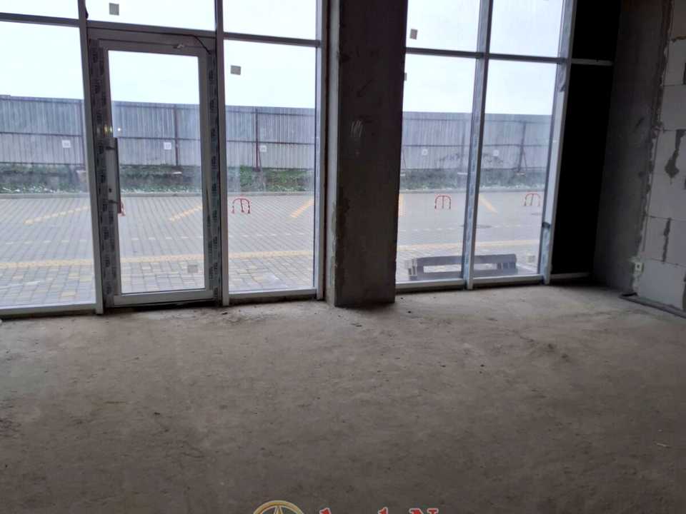 1835816721044340