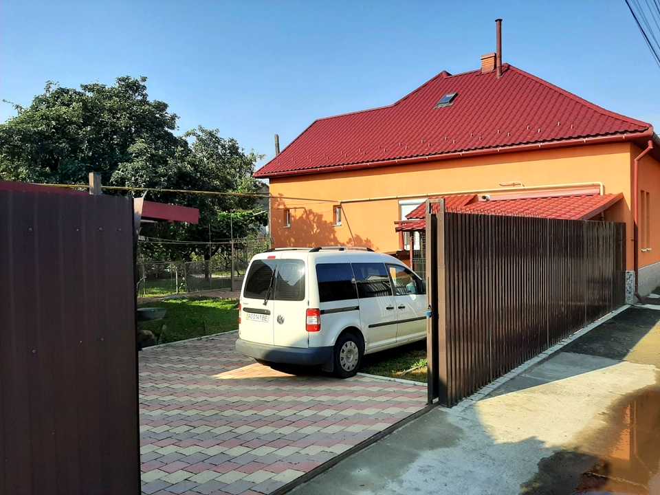 1739414881565592