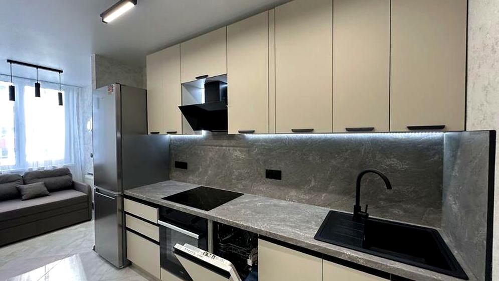 вулиця Василя Симоненка, 107