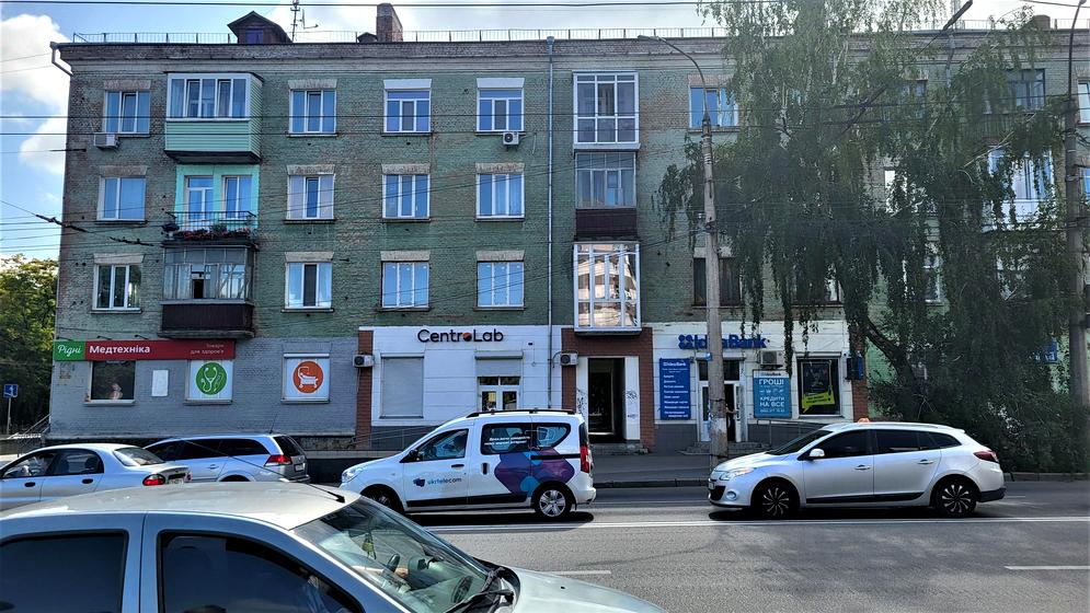 вулиця Івана Мазепи, 2