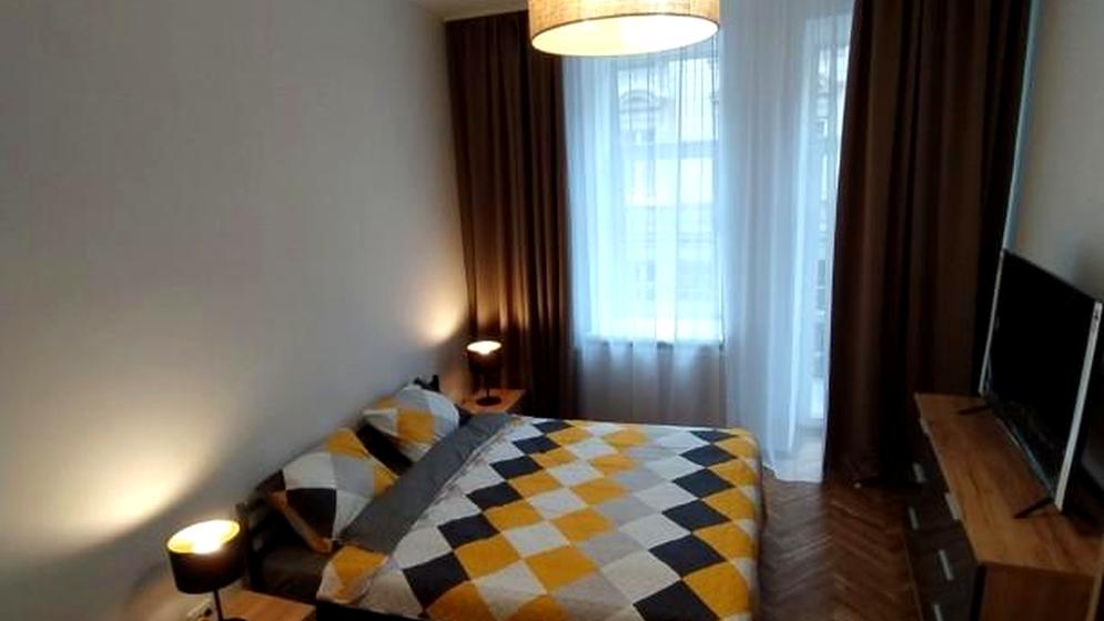 вулиця Бернарда Меретина, 5