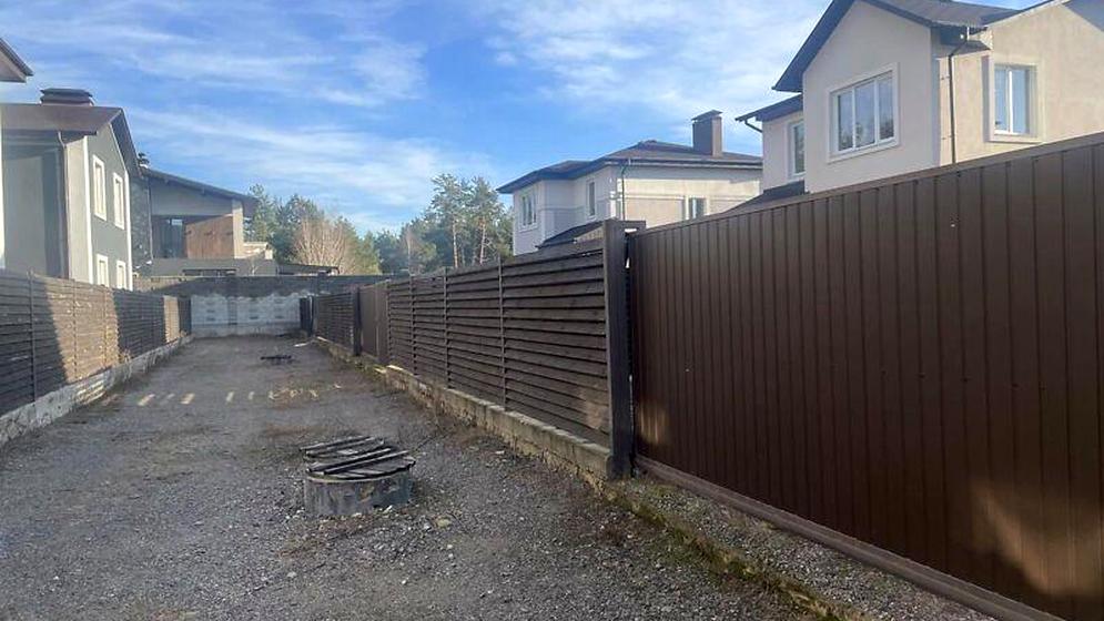 вул. Радистів, 32