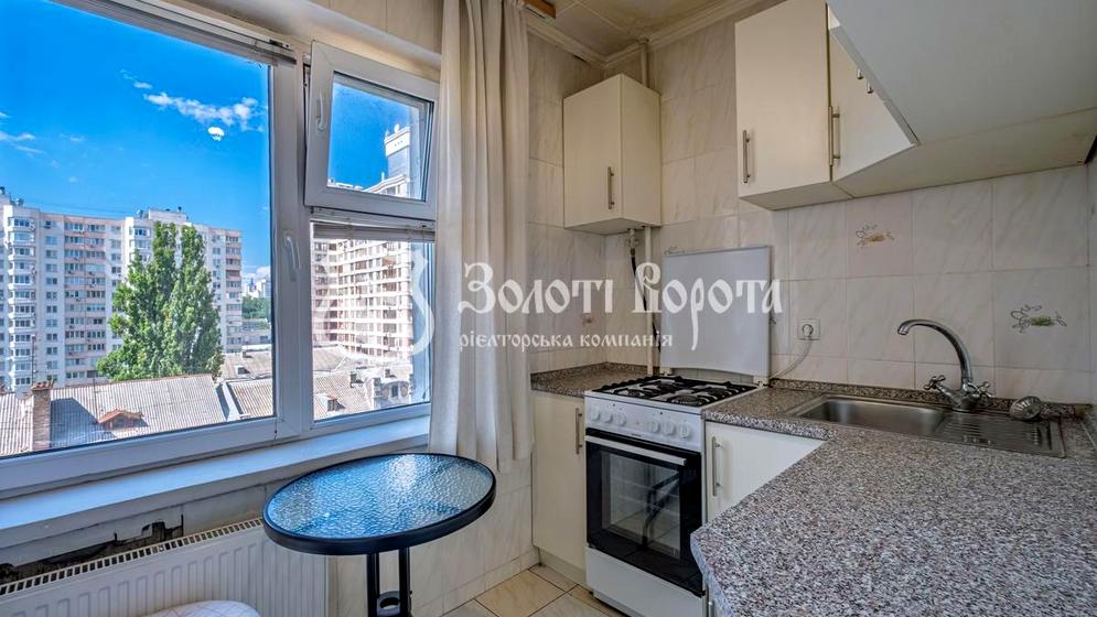 Жилянська вулиця, 76