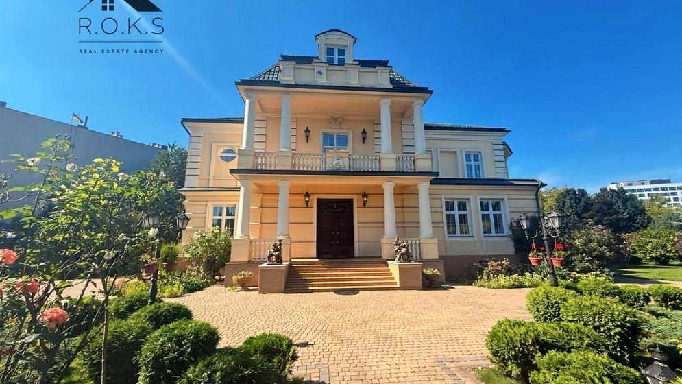 вулиця Вʼячеслава Липинського, 23