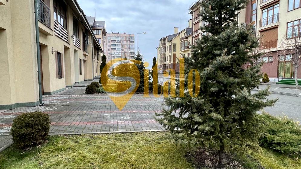вулиця Дніпровські Пороги, 15-Г