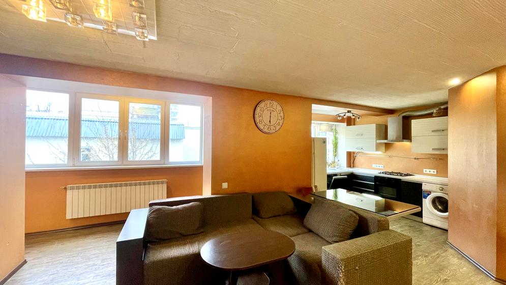 проспект Валерія Лобановського, 39-А