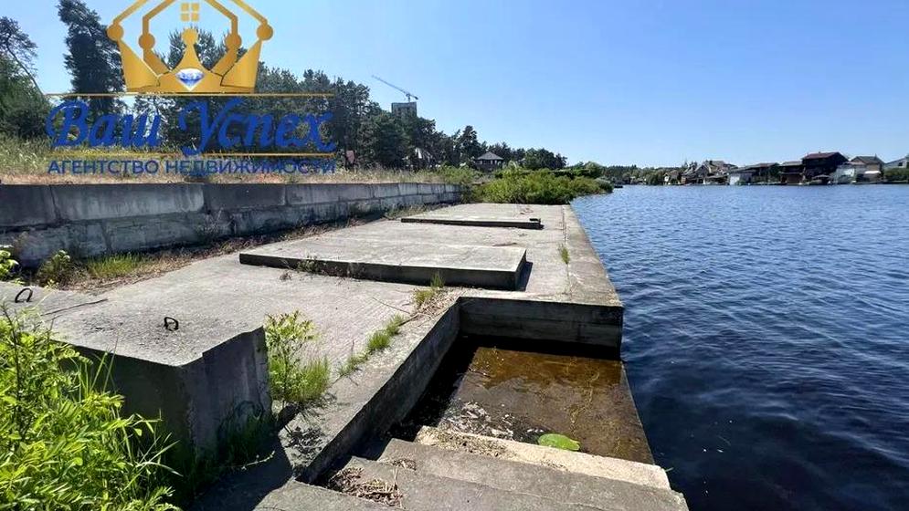 Вишнева вулиця