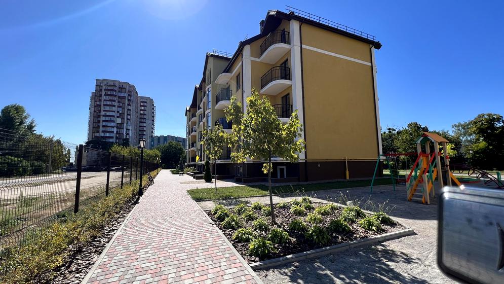 вулиця Фельдмана, 1/1