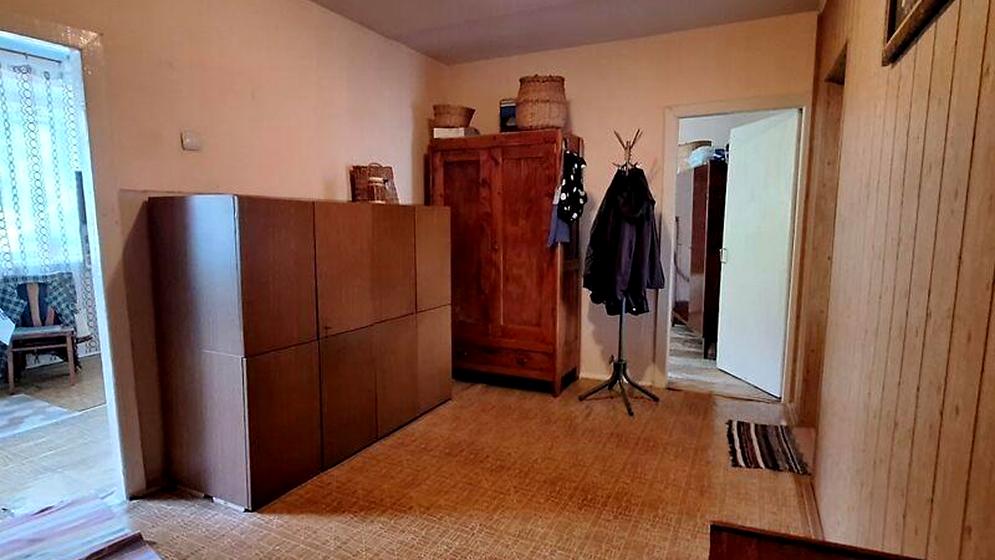 вулиця Володимира Винниченка, 8