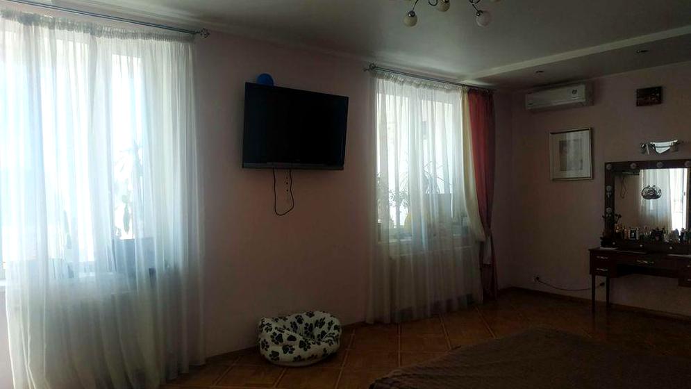 Шампанський провулок
