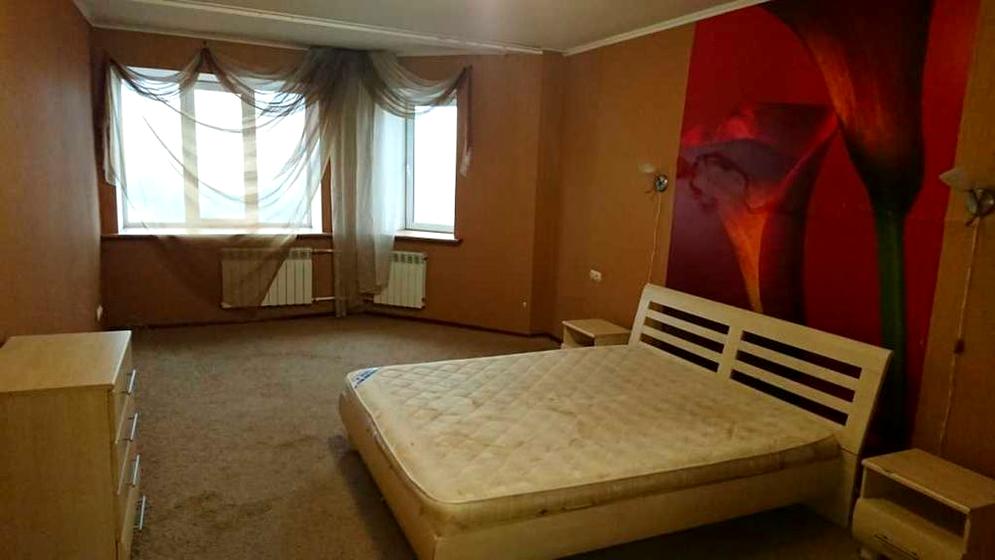 вулиця Лесі Українки, 19