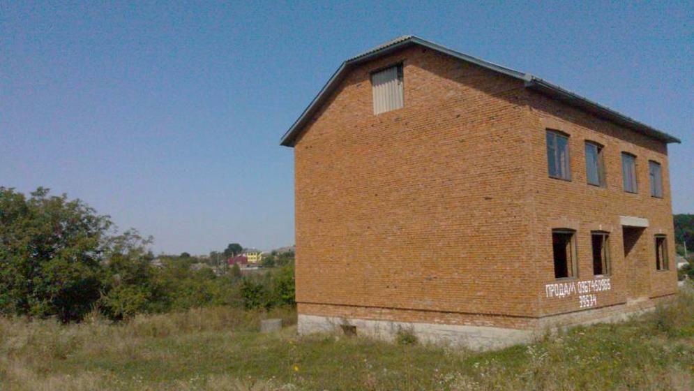 вулиця Миколи Бажана, 11