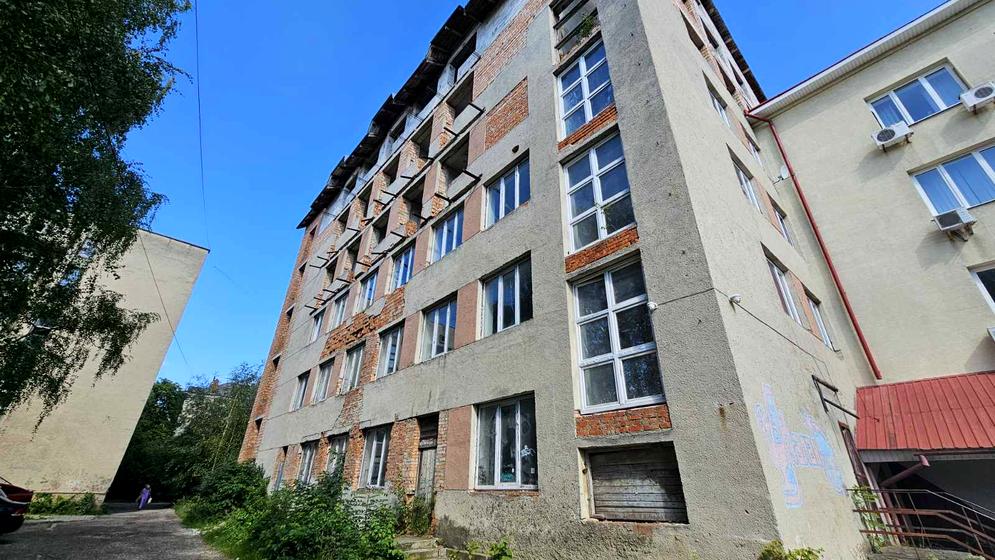 вулиця Пилипа Орлика, 3А