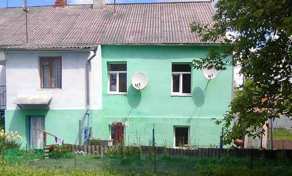 Продам квартиру на землі 3 кім.