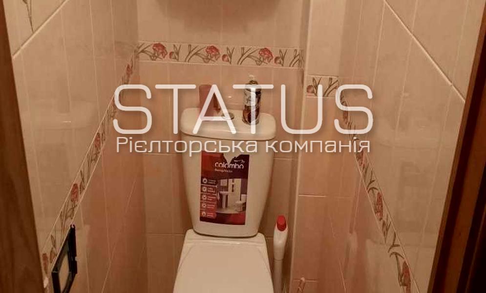 Юрія Побєдоносцева бульв., 11