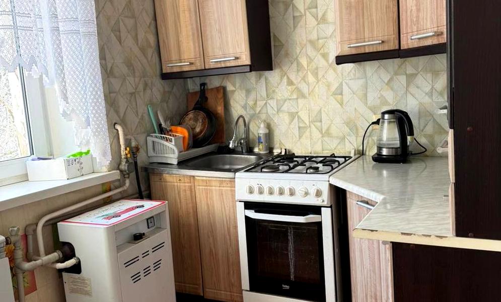 Юрія Савіцького вул. (50-річчя Жовтня), 52
