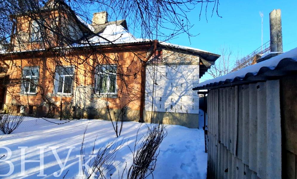 Степана Бандери вул. (Кузнєцова), 11