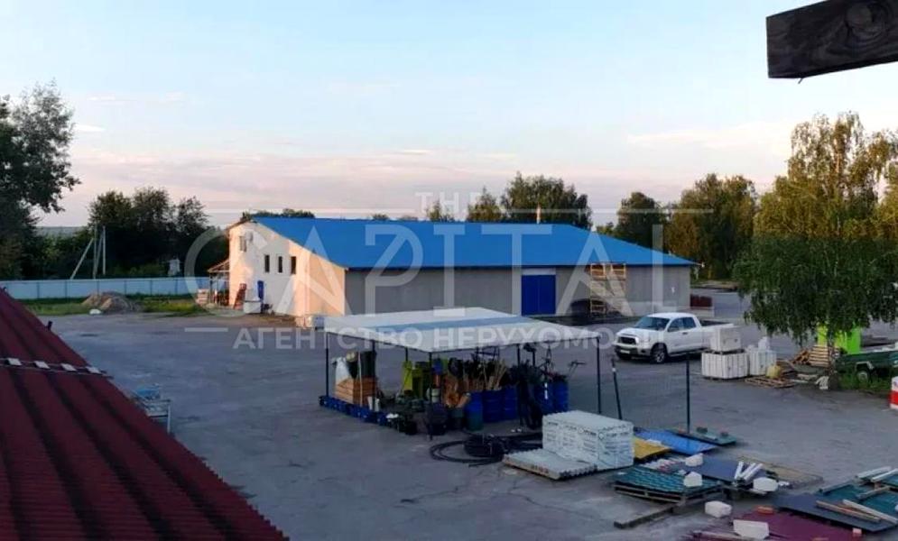 Автошляхова вул., 5