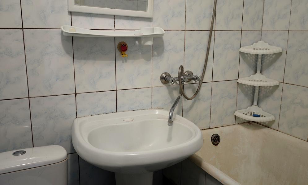 Центральна вул., 33а