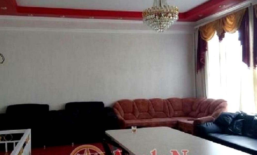 Шептицького вул., 53