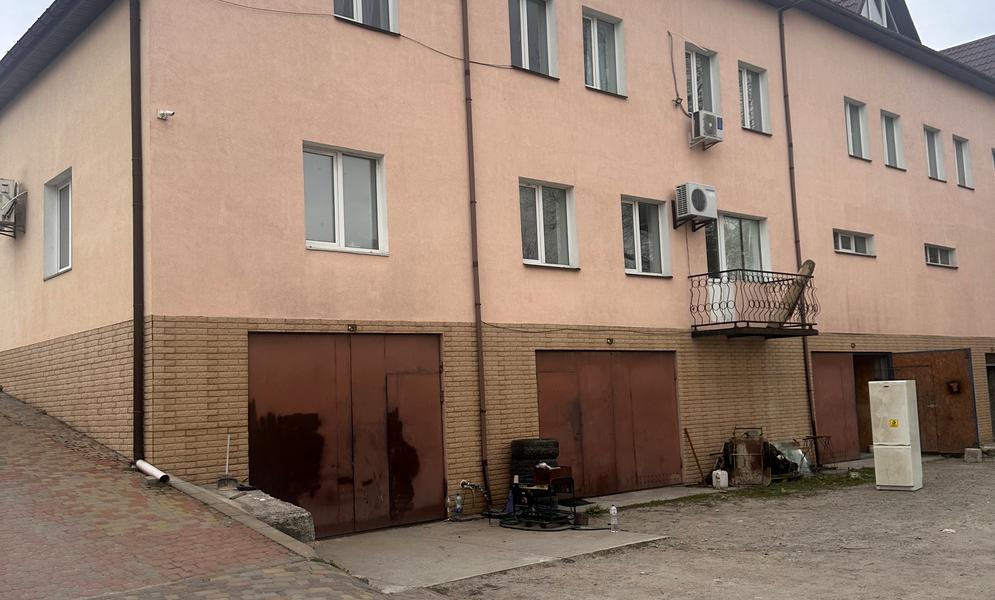 Приозерна вул., 22