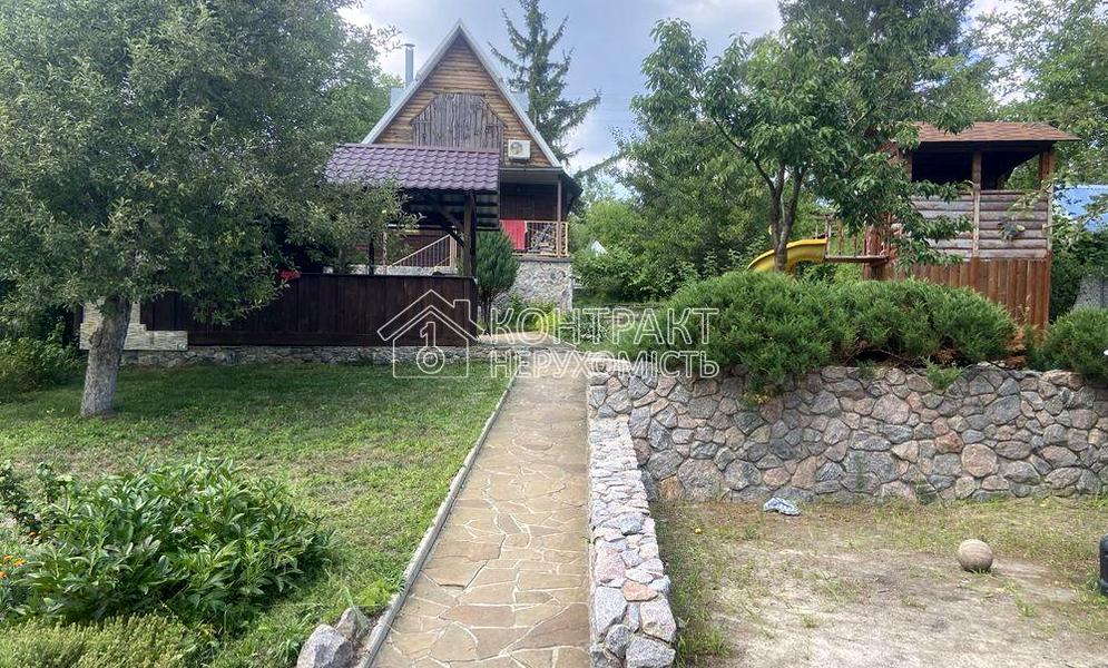 Полтавська вул.