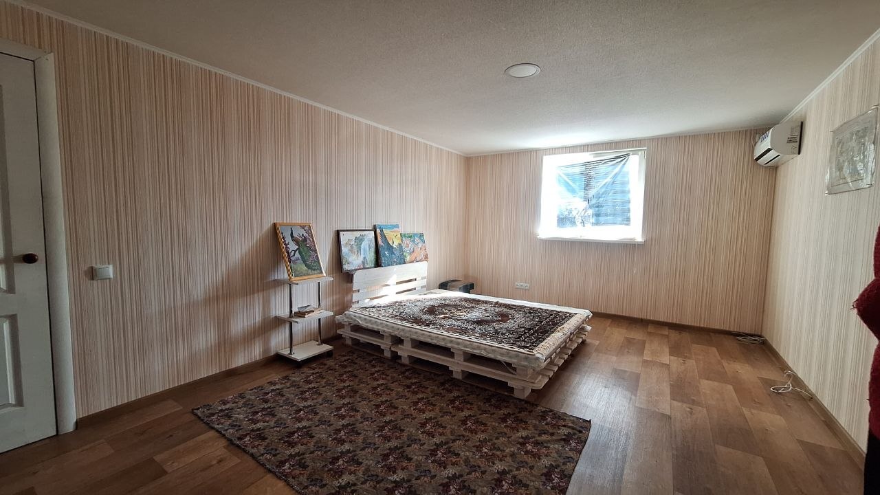 Продам 4-кімнатний будинок, Лідне (новобаварський), Харків