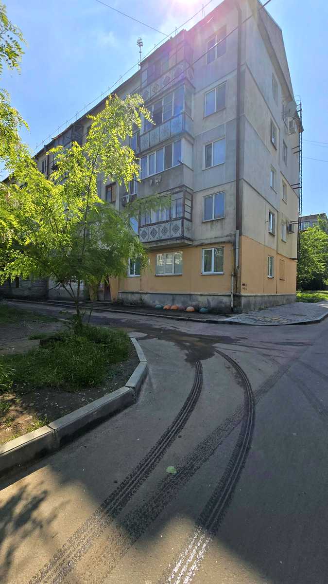 1833110620378287