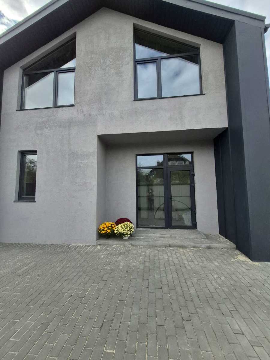 1847067297266325