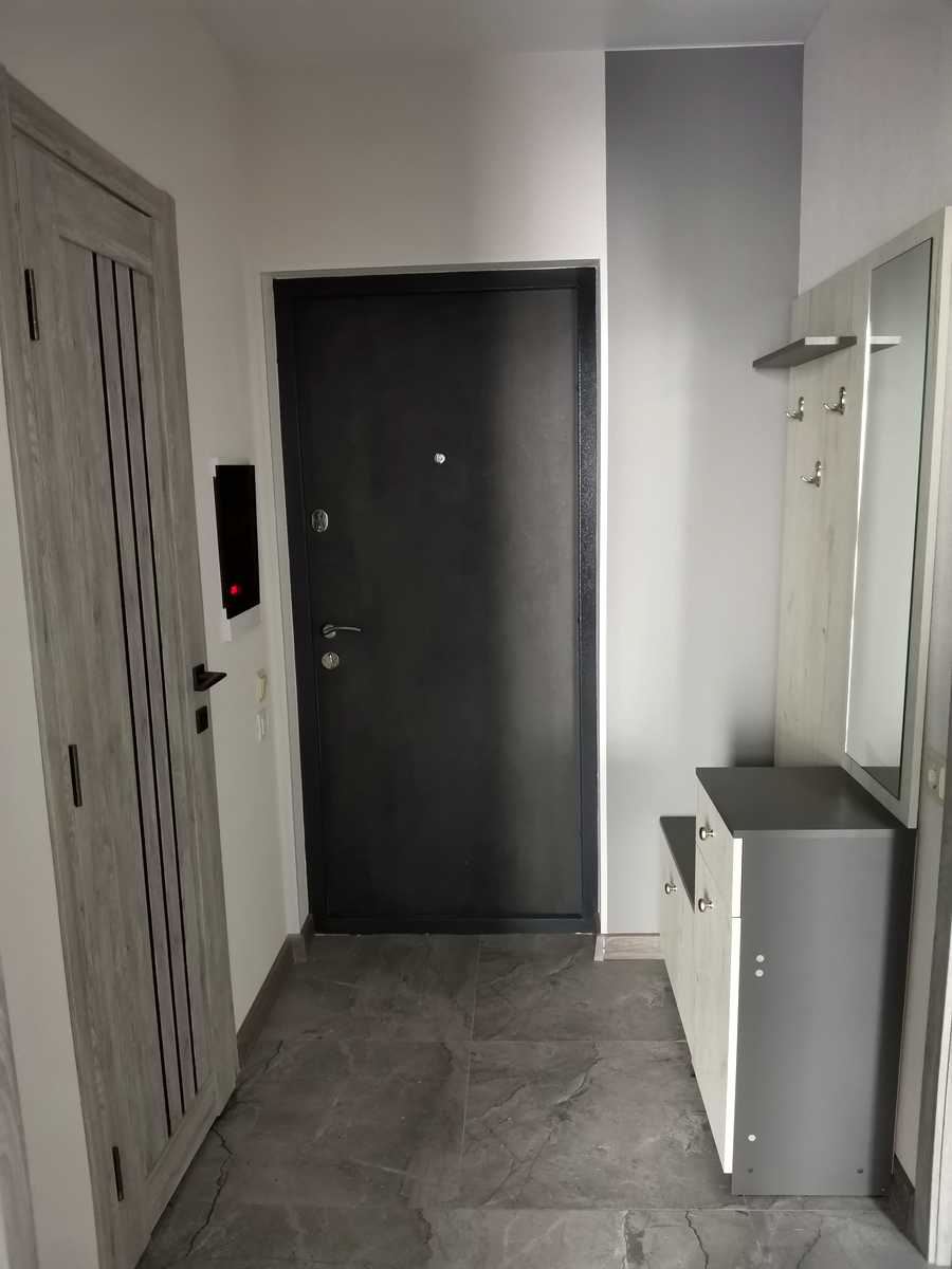 1749477708235393