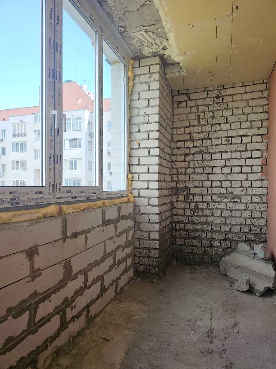 1839563353458803